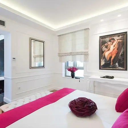 Δωμάτια σε οικογενειακή κατοικία Canvas 2