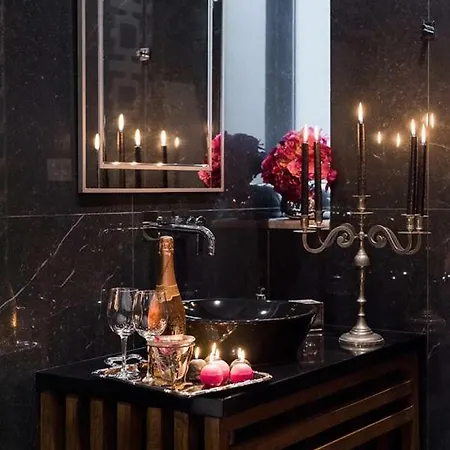 Canvas 2 Δωμάτια σε οικογενειακή κατοικία Χανιά