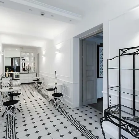 Canvas 2 Δωμάτια σε οικογενειακή κατοικία *